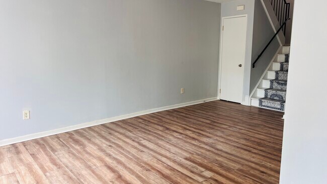Foto del edificio - 10211 Ridgeline Dr
