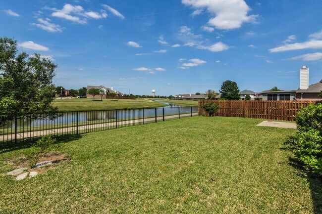 Foto del edificio - 2605 Cascade Cove Dr