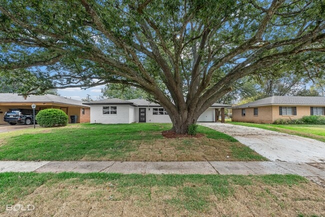 Foto del edificio - Check Out this 3 bed 2 bath in Bossier