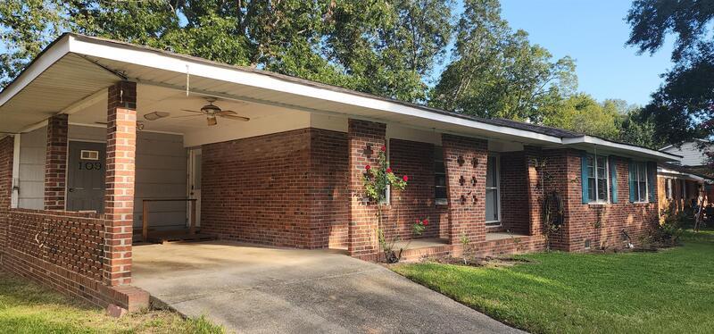 Primary Photo - 109 Windsor Dr