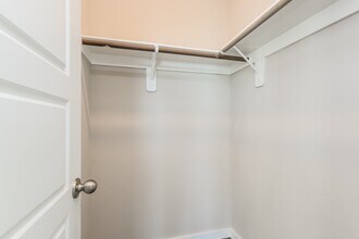 Building Photo - 18616 Whimsic Aly