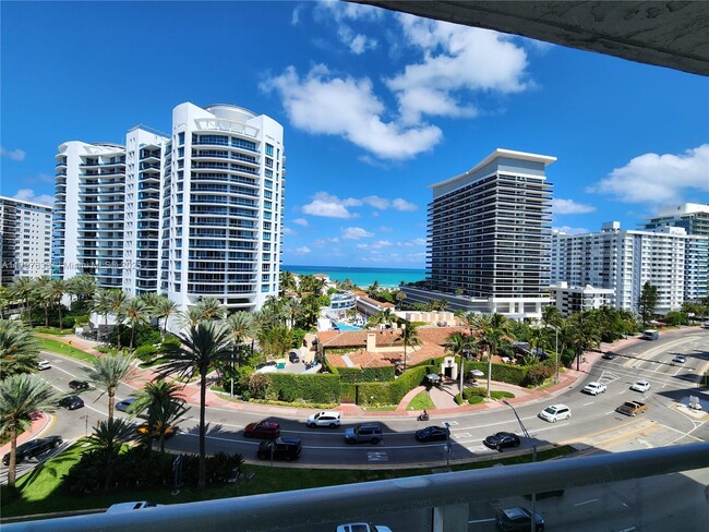 Building Photo - 5900 Collins Ave