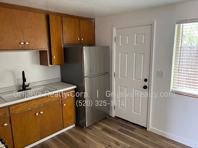 Foto del edificio - 2536 N Columbus Blvd