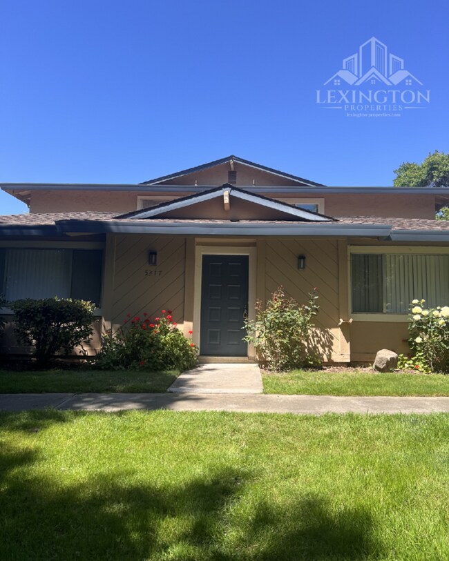 Foto del edificio - 5317 Winfield Way #1, Sacramento, C 95841