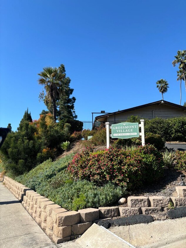 2/2 Condo Grossmont Village In La Mesa Fo... - 2/2  Condo Grossmont Village In La Mesa Fo...