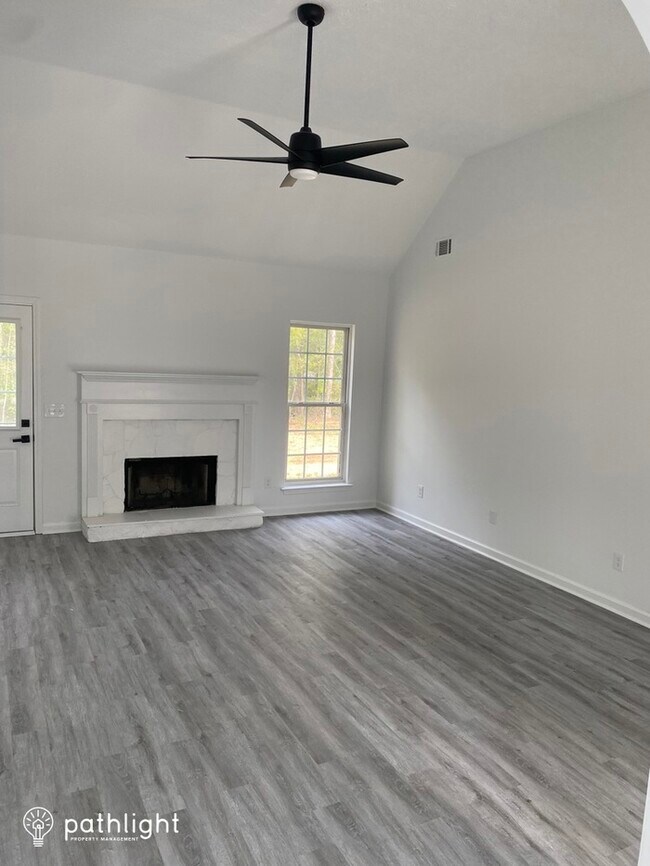 Building Photo - 120 Macadamia Ct, Covington, GA, 30016