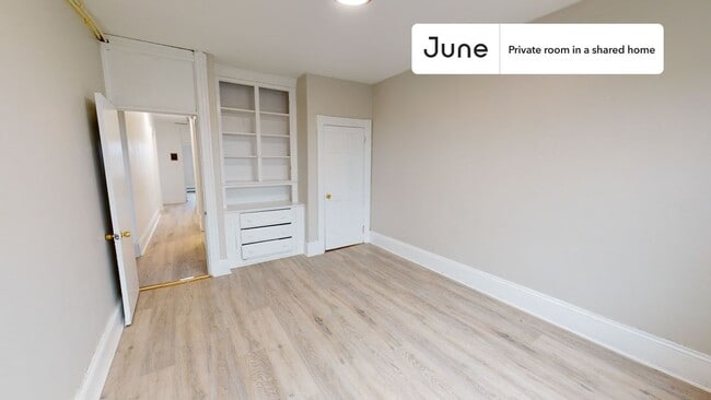 Foto del edificio - Room in Shared 4 bed/1 bath home