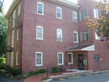 Building Photo - Eighteen Merrimack