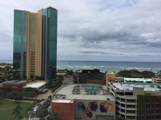 Foto del edificio - Great Kakaako Location, Amazing Views!