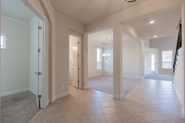 Building Photo - 8103 Mystic Chase