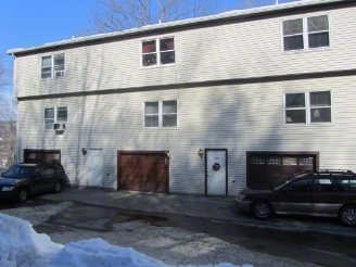 Primary Photo - 134 Maple St