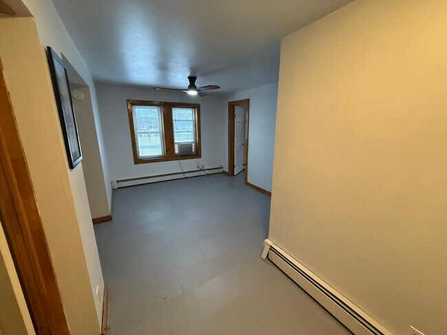 Foto del edificio - 83 Main St