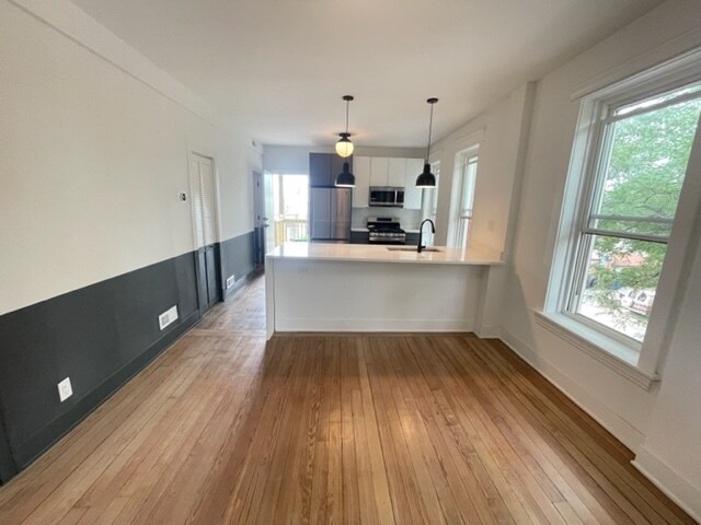 Building Photo - 2159 W Huron St