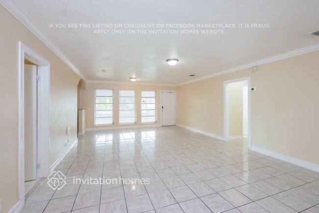 Building Photo - 1270 NW 175th Terrace