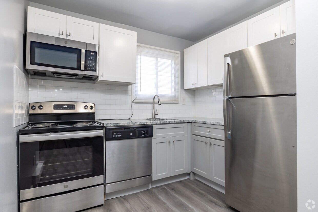 Shore Hill Apartments Apartments in Landing, NJ