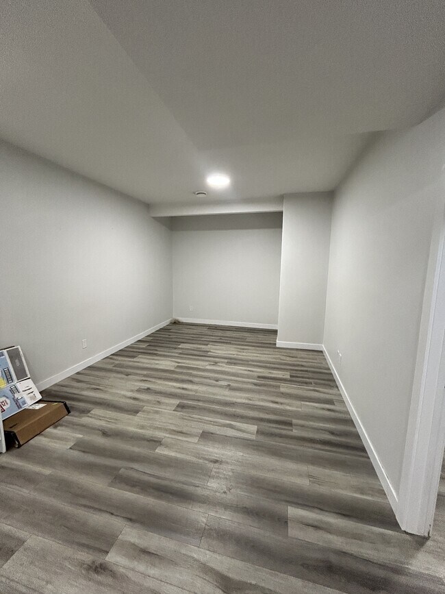 Photo du bâtiment - 3610-3641 41 Ave