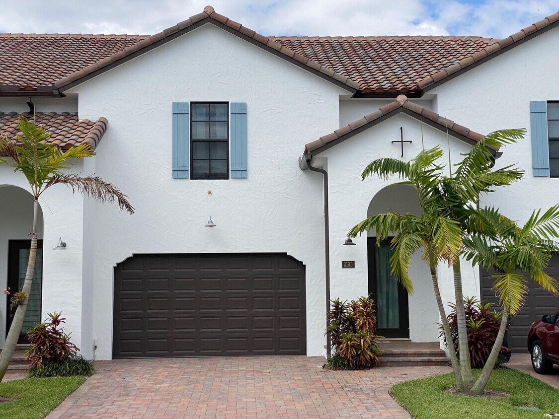 Primary Photo - 3193 Santa Catalina Pl