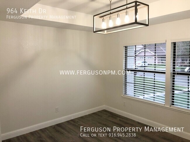 Building Photo - 964 Keith Dr