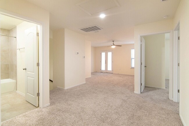 Building Photo - 5607 Lone Star Lp