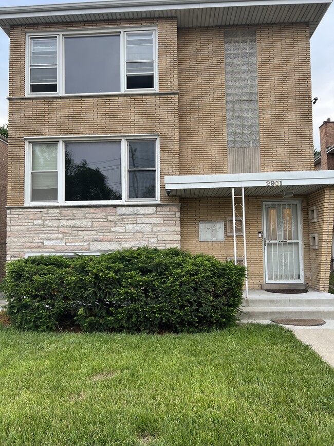 Building Photo - 2951 W 79th St