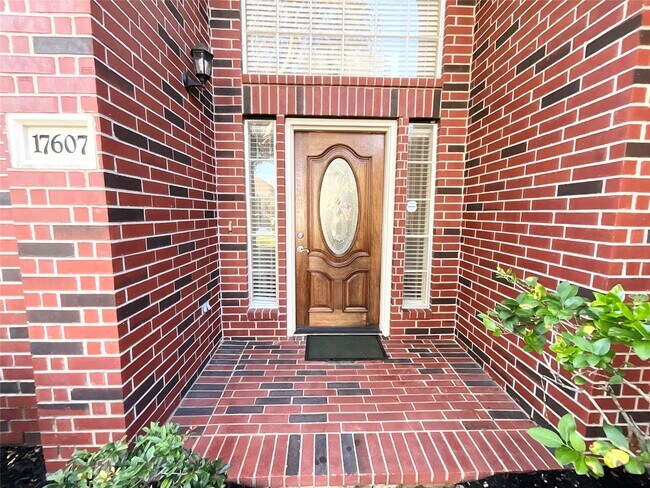 Foto del edificio - 17607 W Copper Lakes Dr