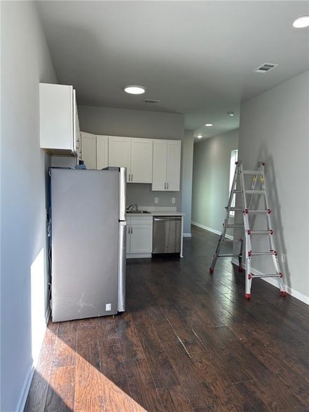 Building Photo - 3033 Pauger Street