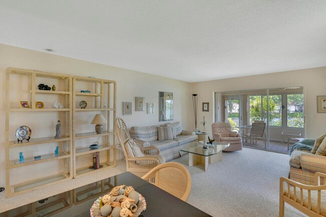 Building Photo - 724 Nantucket Cir