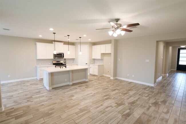 Foto del edificio - 25907 Rose Frost Ct