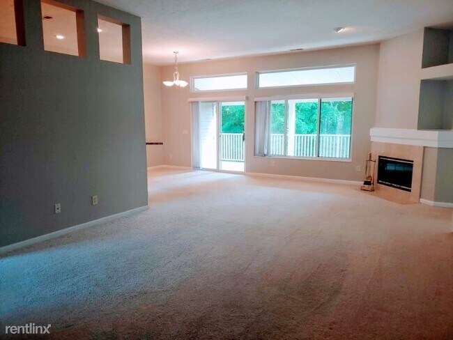 Building Photo - 2 br, 2.5 bath Condo - 5611 Flagstone Way