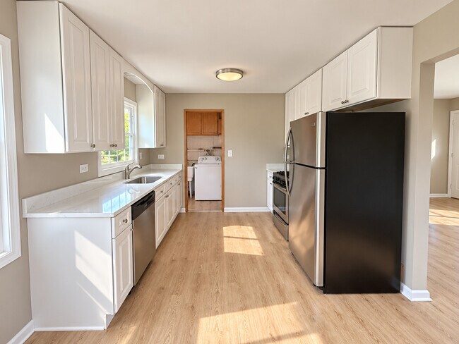 Foto del edificio - 11034 Revere Rd