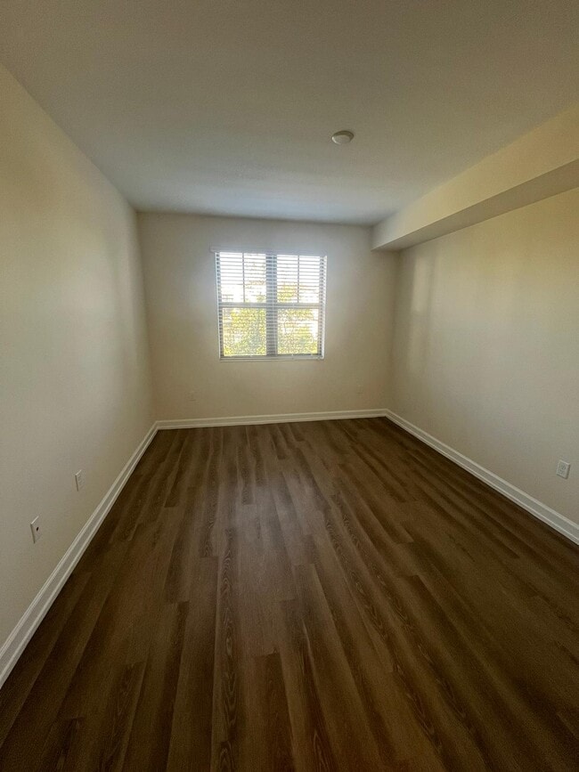 Building Photo - 4361 NW 112th Ct