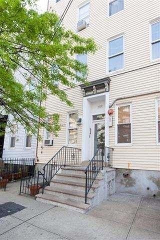 Foto principal - 309 Monroe St