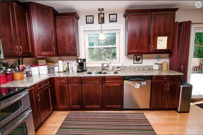 Foto del edificio - 7302 Gladstone Dr