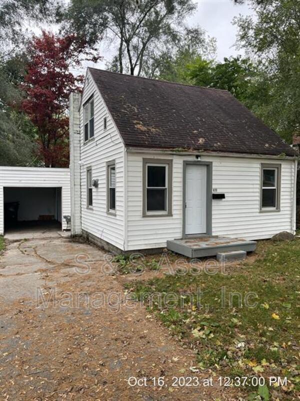 620 Fenton St, Lansing, MI 48910 House Rental in Lansing, MI