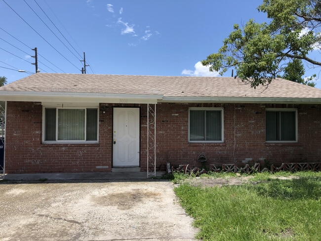 Photo - 3002 Arrow St House