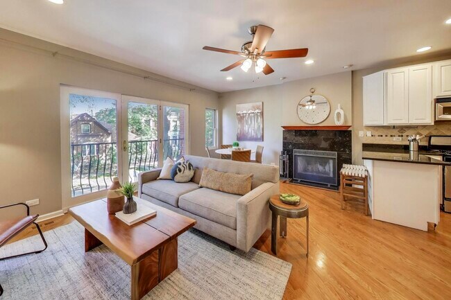 Foto del edificio - 2733 W Potomac Ave