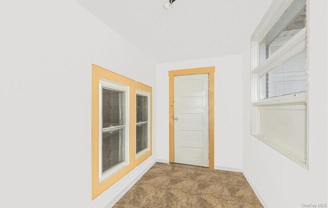 Building Photo - 251 1st St