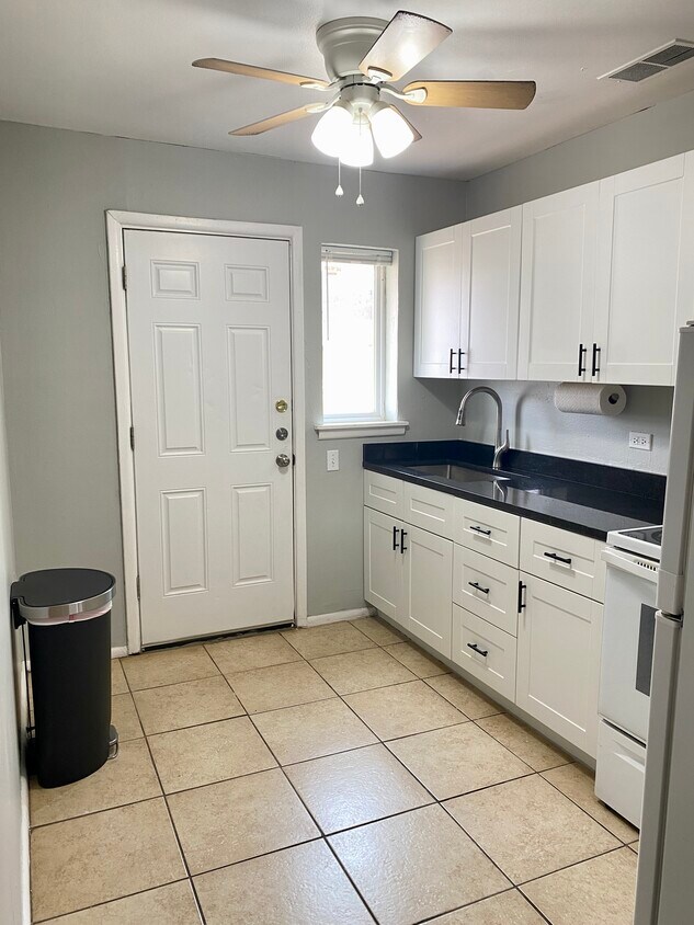 3201 Storey Ave Unit A, Midland, TX 79701 Condo for Rent in Midland