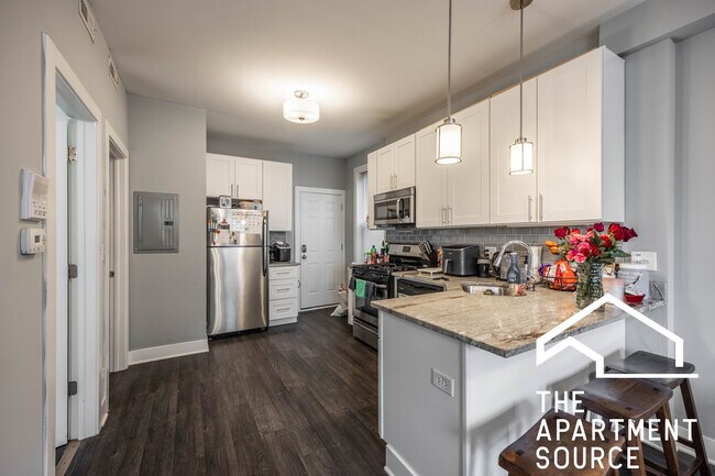 Building Photo - 1433 N Cleaver St