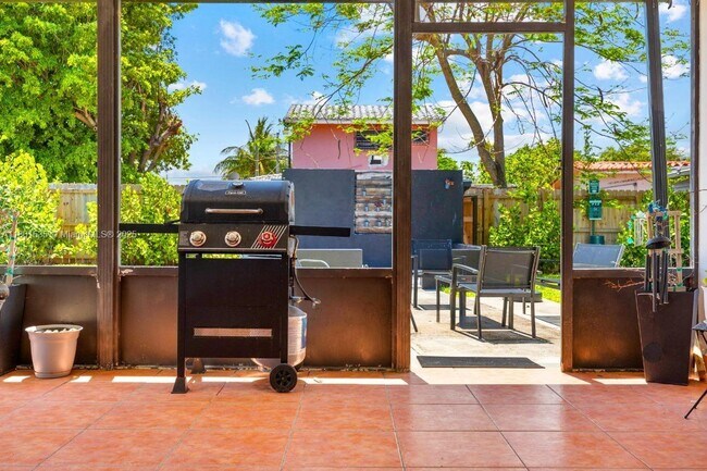 Foto del edificio - 2788 SW 33rd Ct
