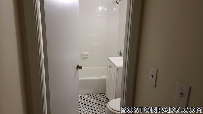 Foto del edificio - 245 Main St