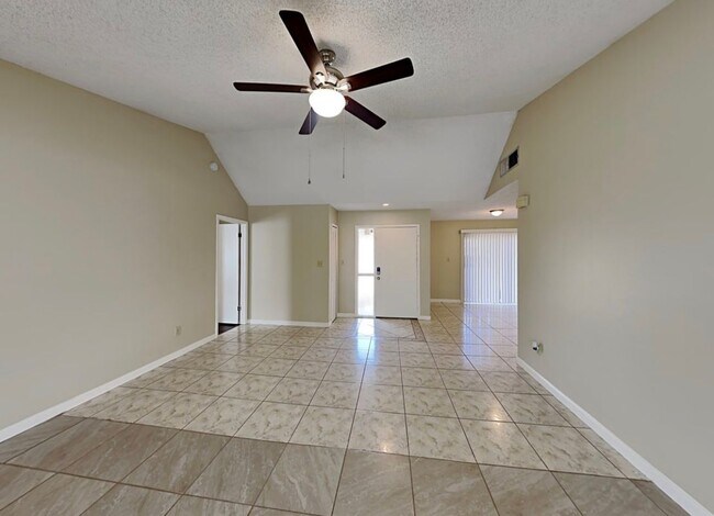Foto del edificio - 4436 Gatlin Grove Dr