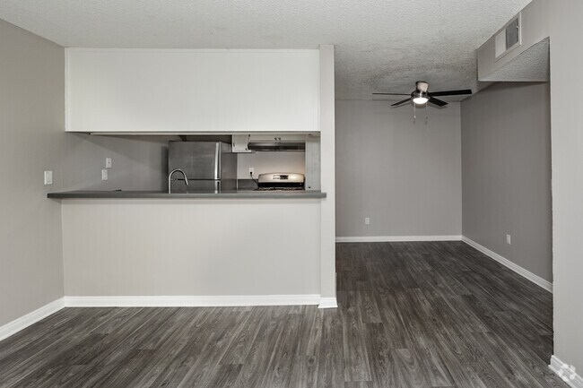 2 habitaciones, 1 baño - 955 pies cuadrados - Comedor - Hills at Hacienda Heights