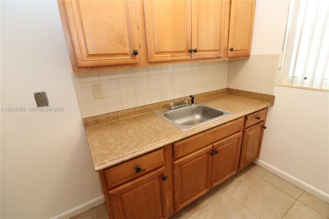 Foto del edificio - 1708 N 16th Ave
