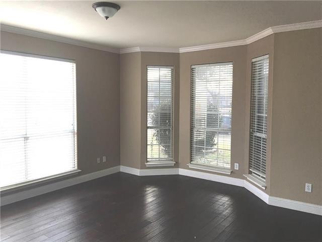 Foto del edificio - 5208 Lakeland Dr