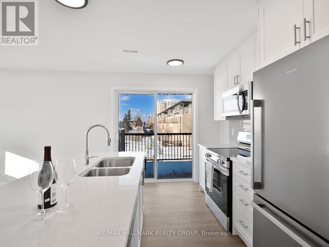 Building Photo - 401 Glenroy Gilbert Dr