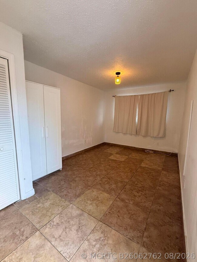 Building Photo - 17131 NW 44th Ave