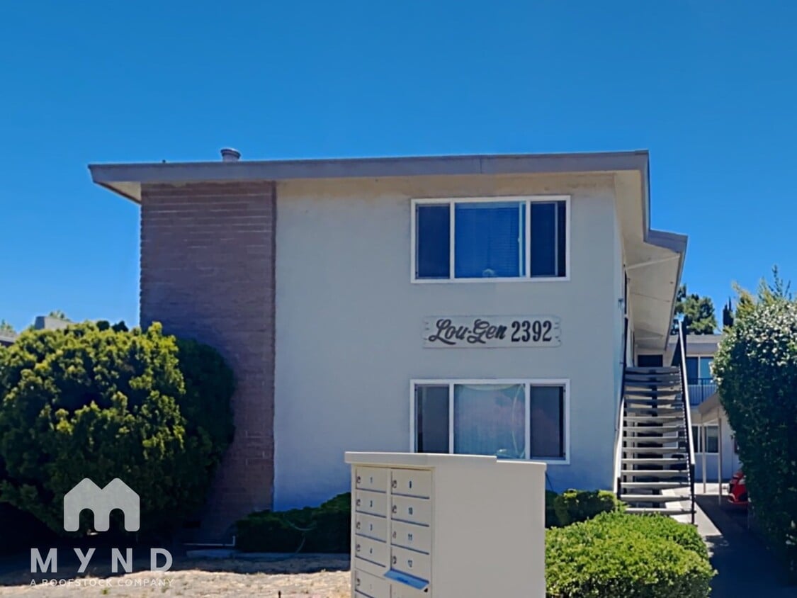 Primary Photo - 2392 Sutter Ave