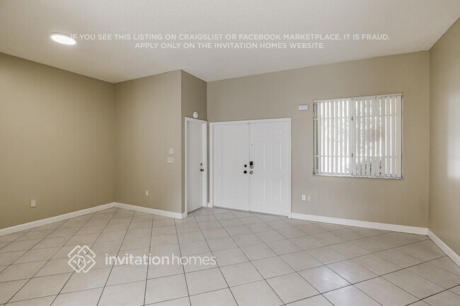 Building Photo - 14146 SW 160th Ct