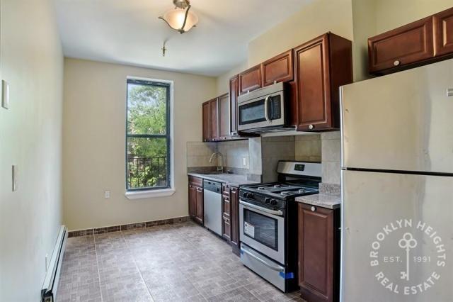 Building Photo - 3 bedroom in BROOKLYN NY 11221